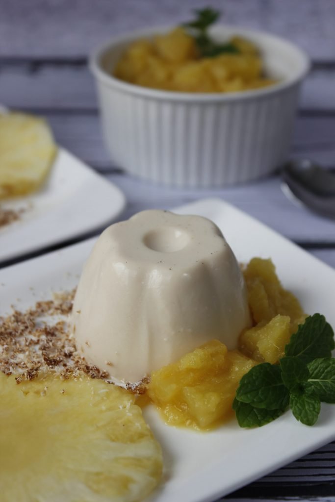 Coconut panna cotta